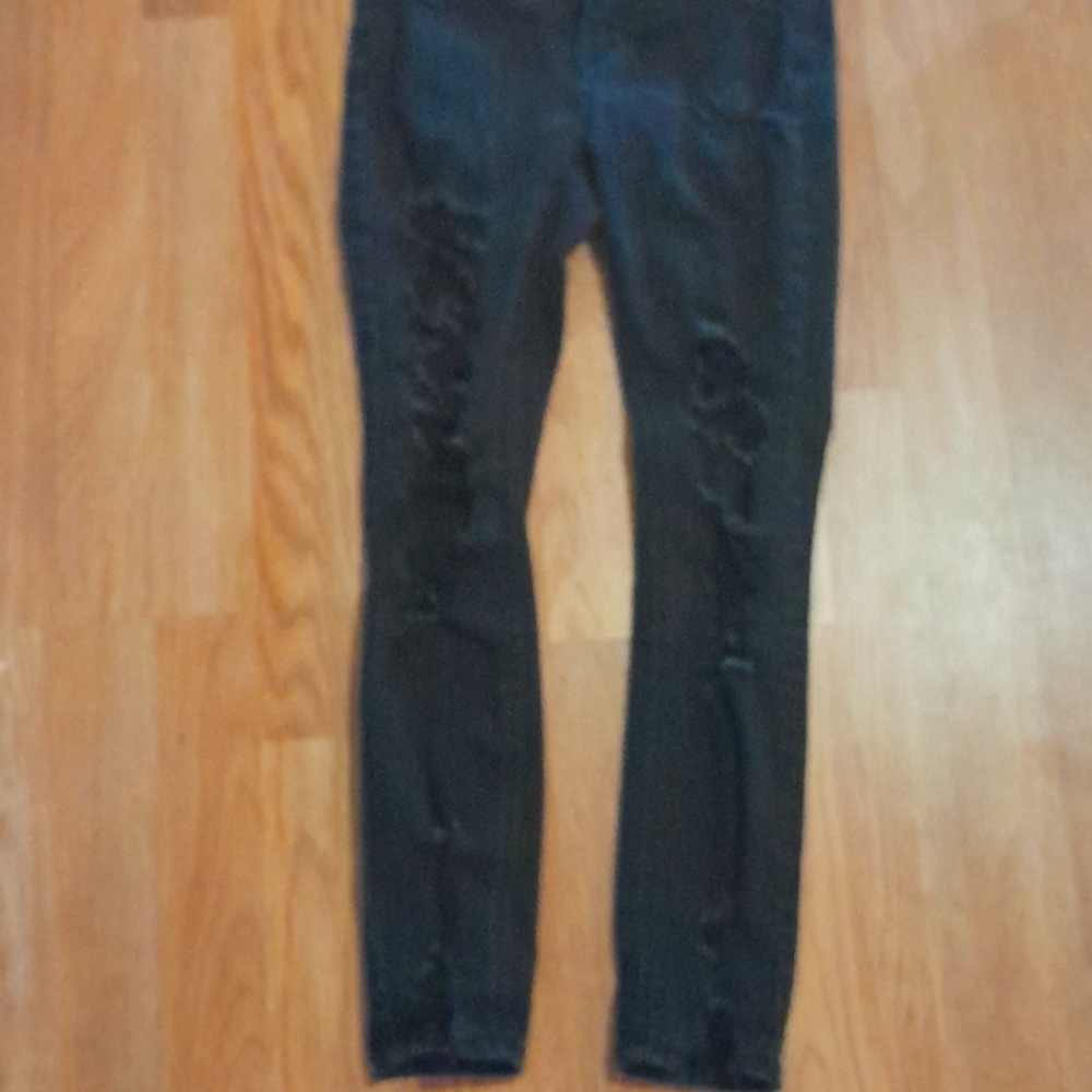 Black distressed jeans